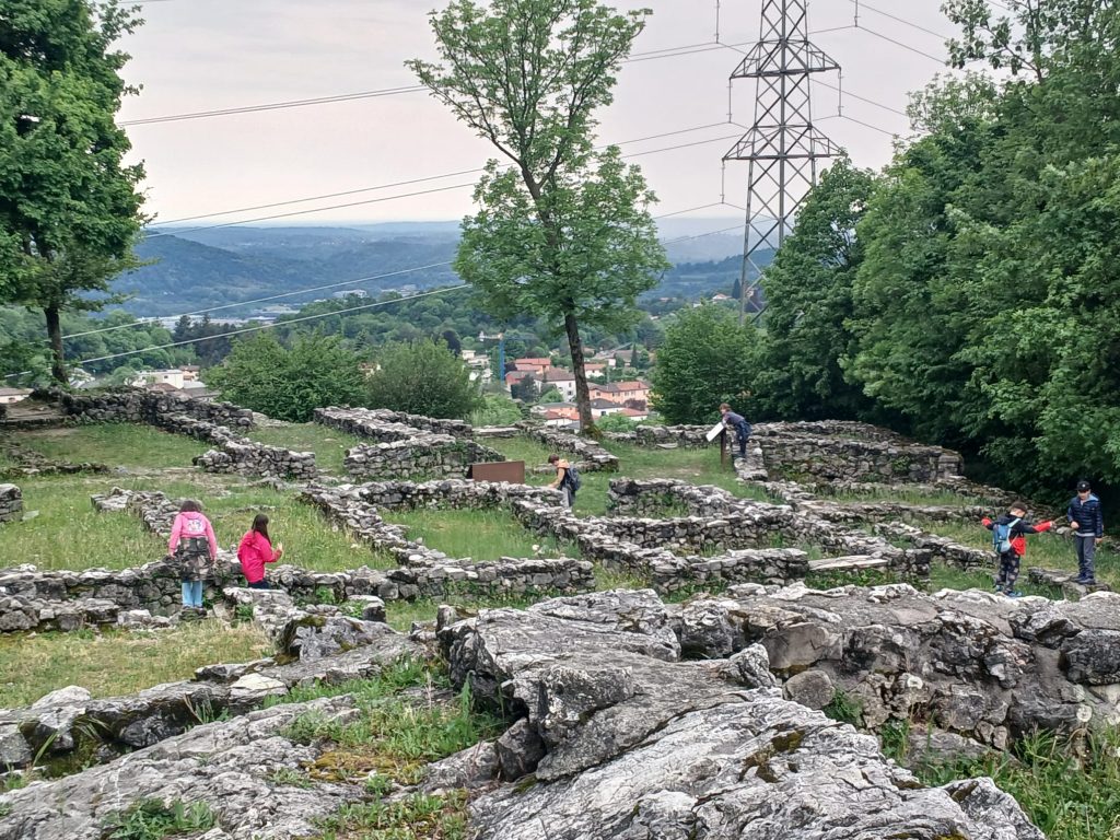 Questa immagine ha l'attributo alt vuoto; il nome del file è PHOTO-2026-04-28-21-34-48-1024x768.jpg